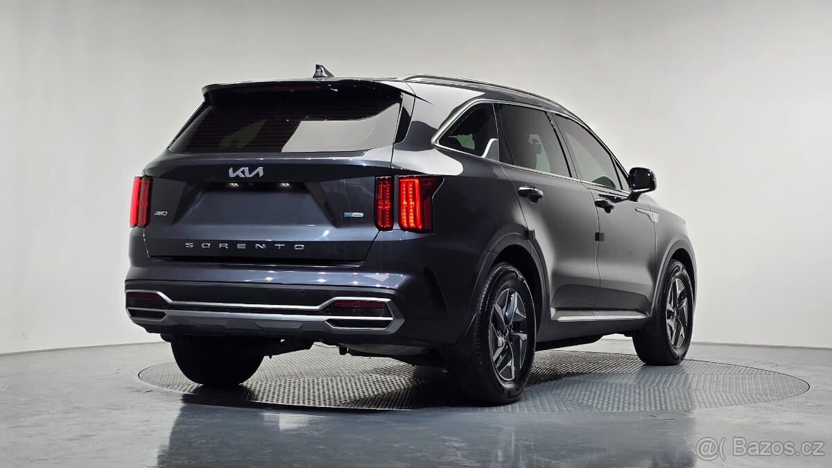 2022 Kia SORENTO - 2