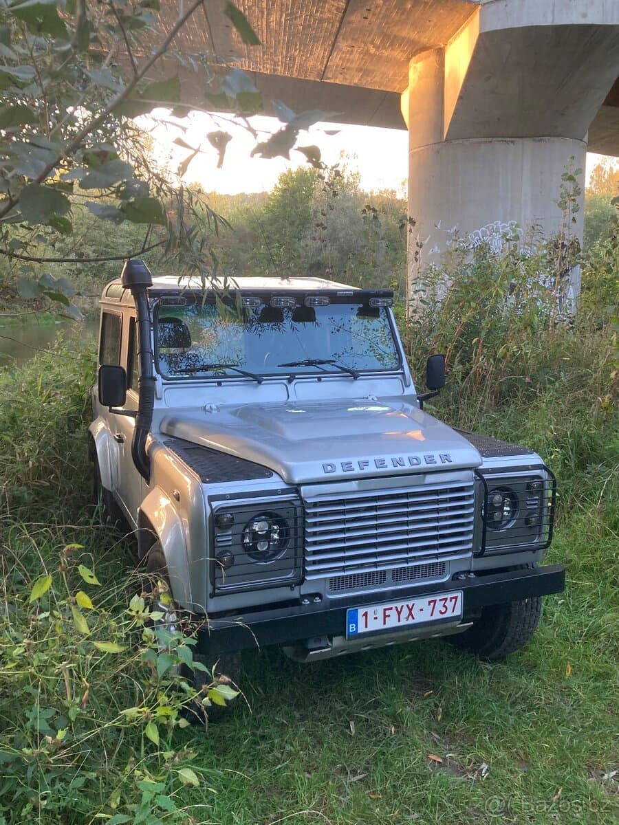 2008 Land Rover DEFENDER - 2