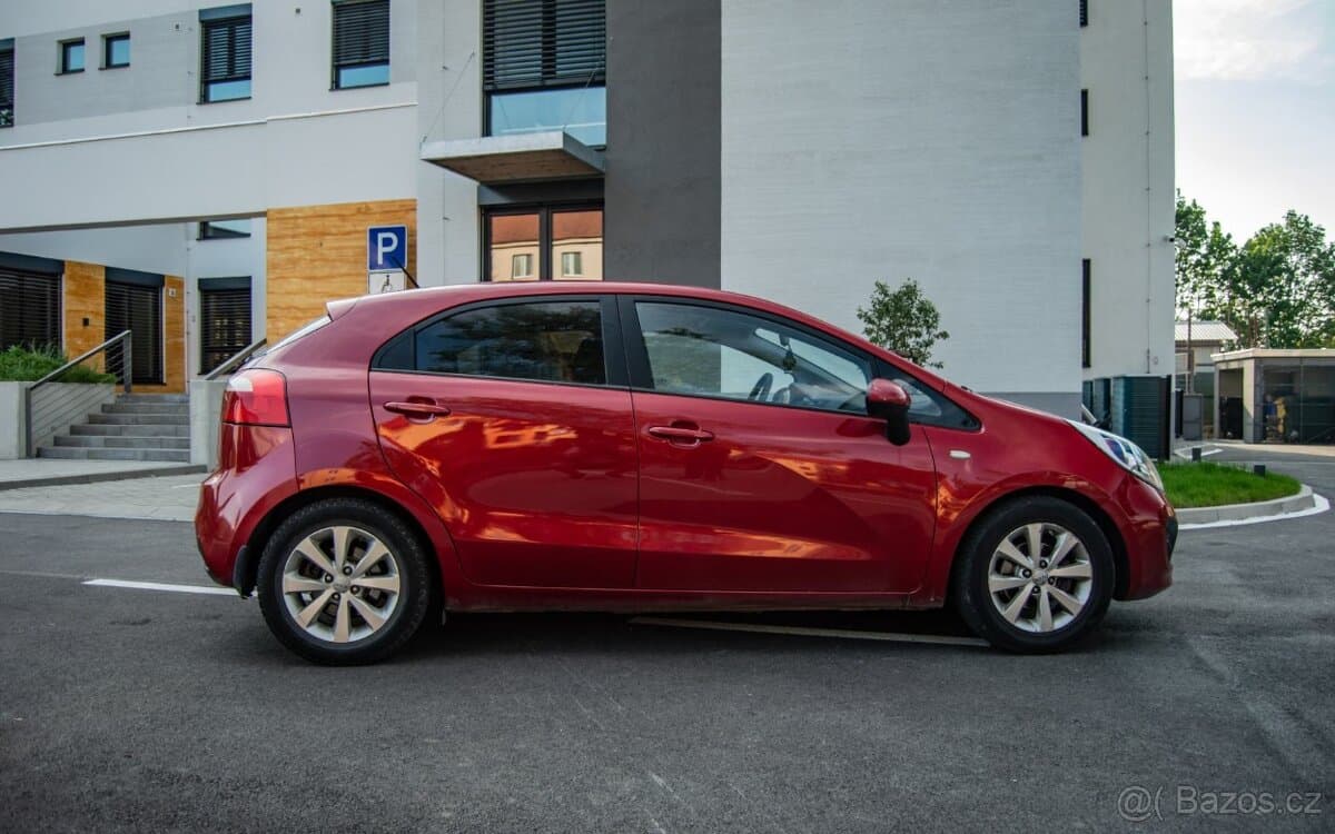 2014 Kia RIO - 2