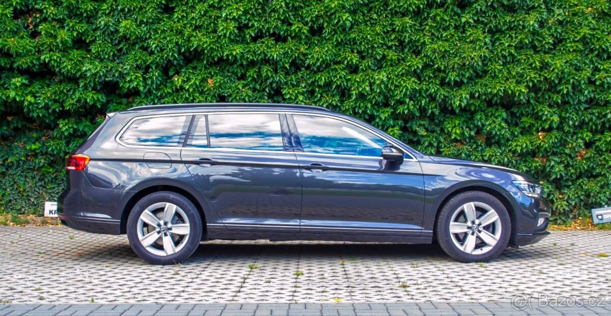 2020 Volkswagen PASSAT - 2