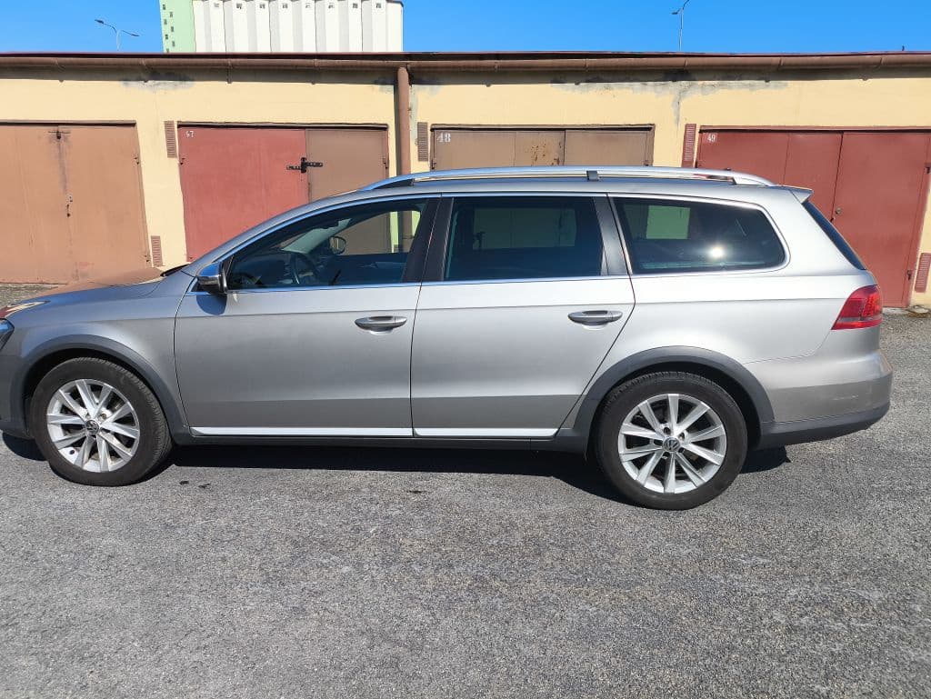 2014 Volkswagen PASSAT - 2