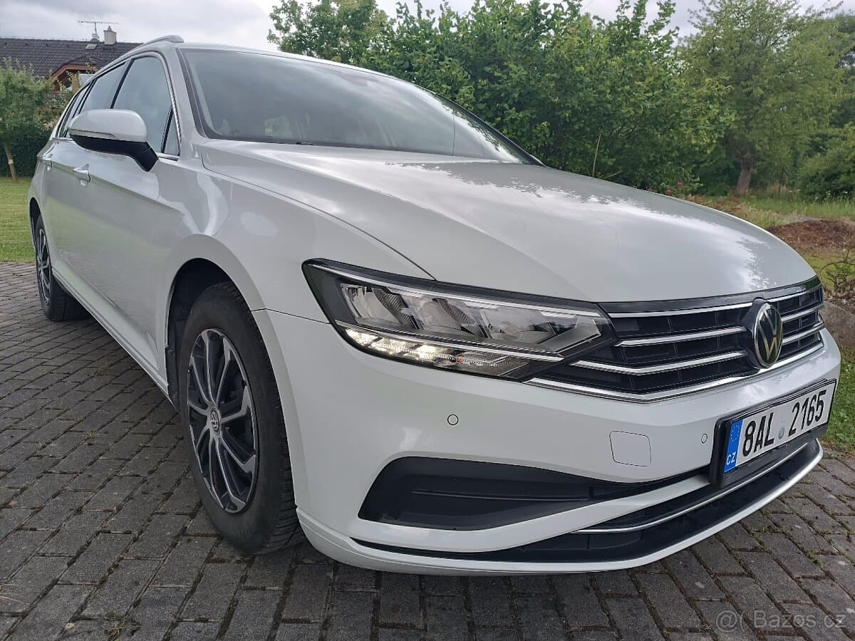 2020 Volkswagen PASSAT - 2