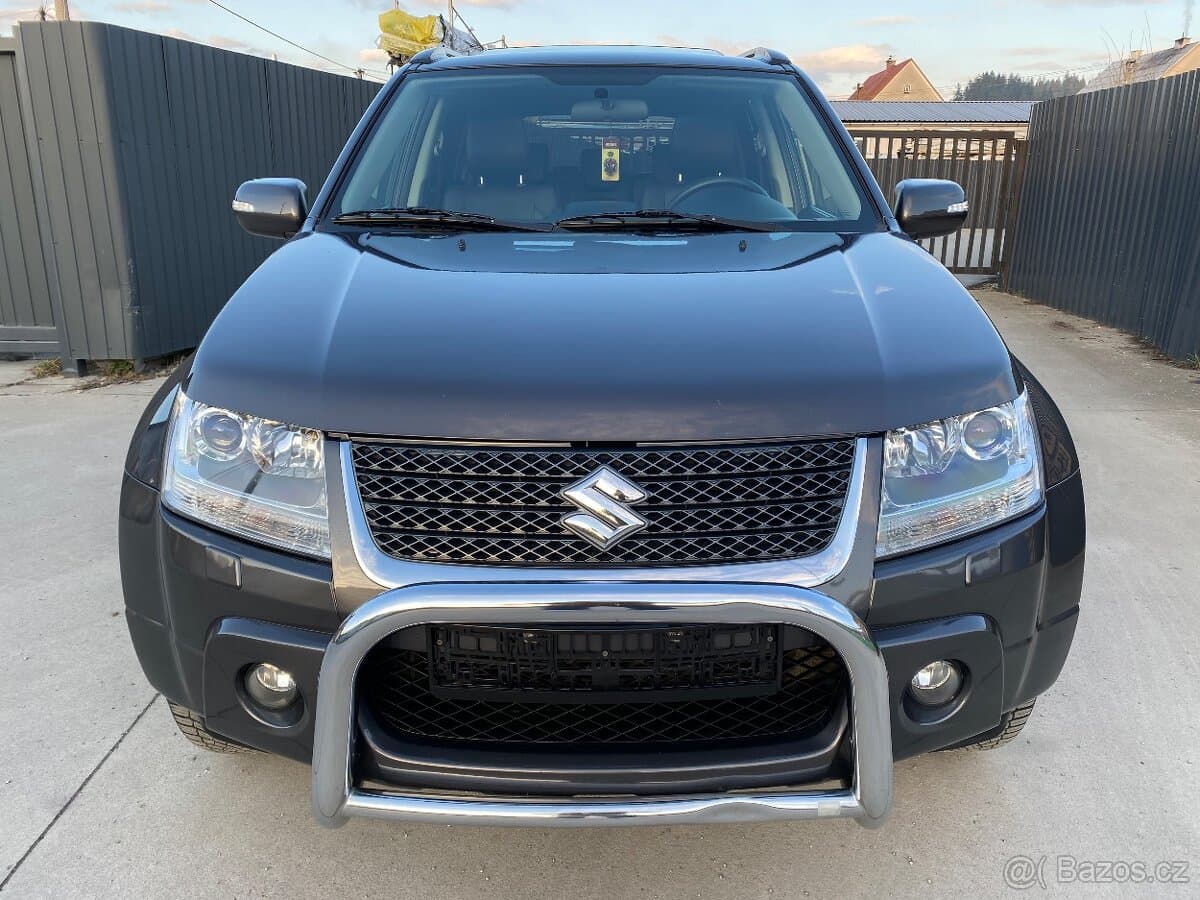 2010 Suzuki GRAND - 2