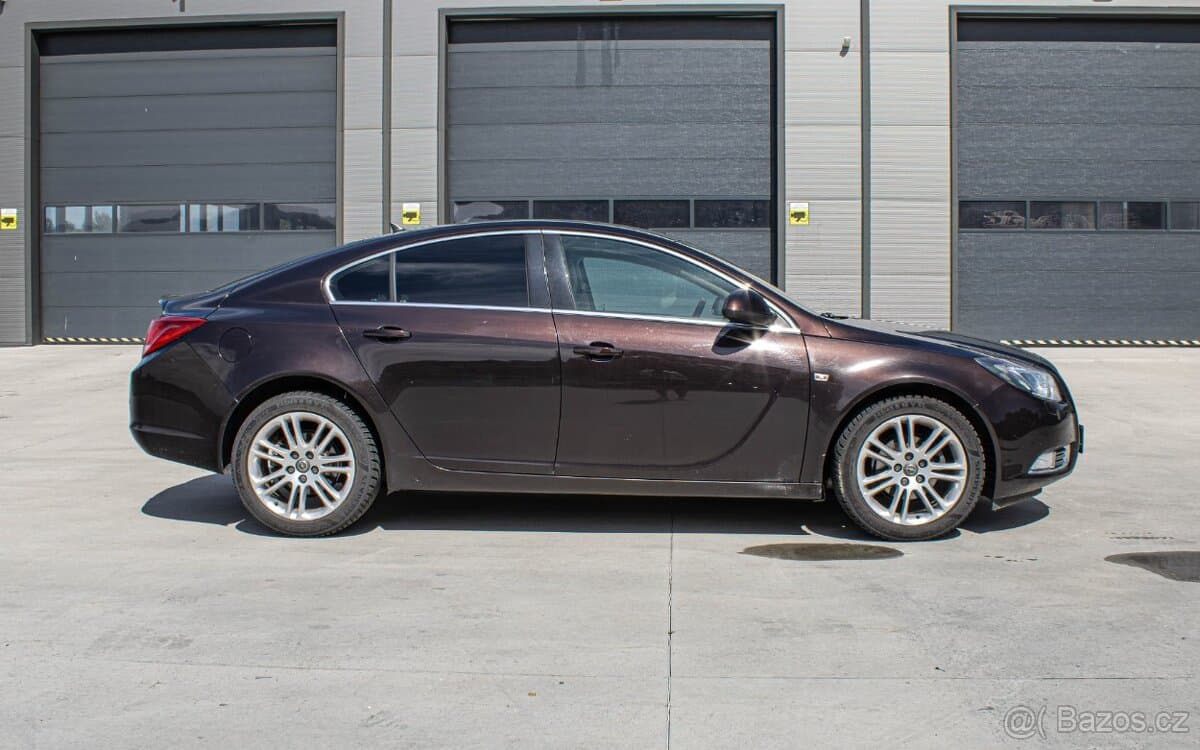 2011 Opel INSIGNIA - 2