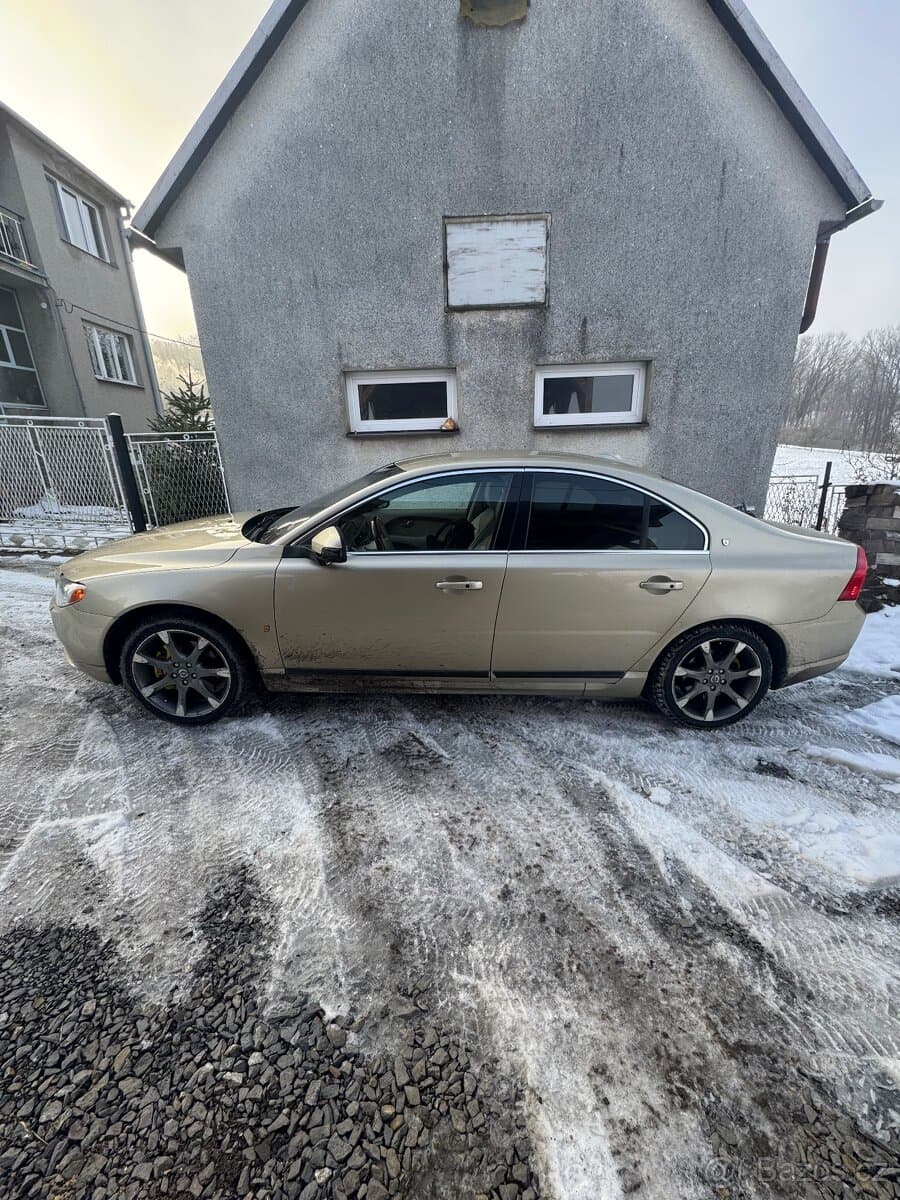 Volvo S80 - 2