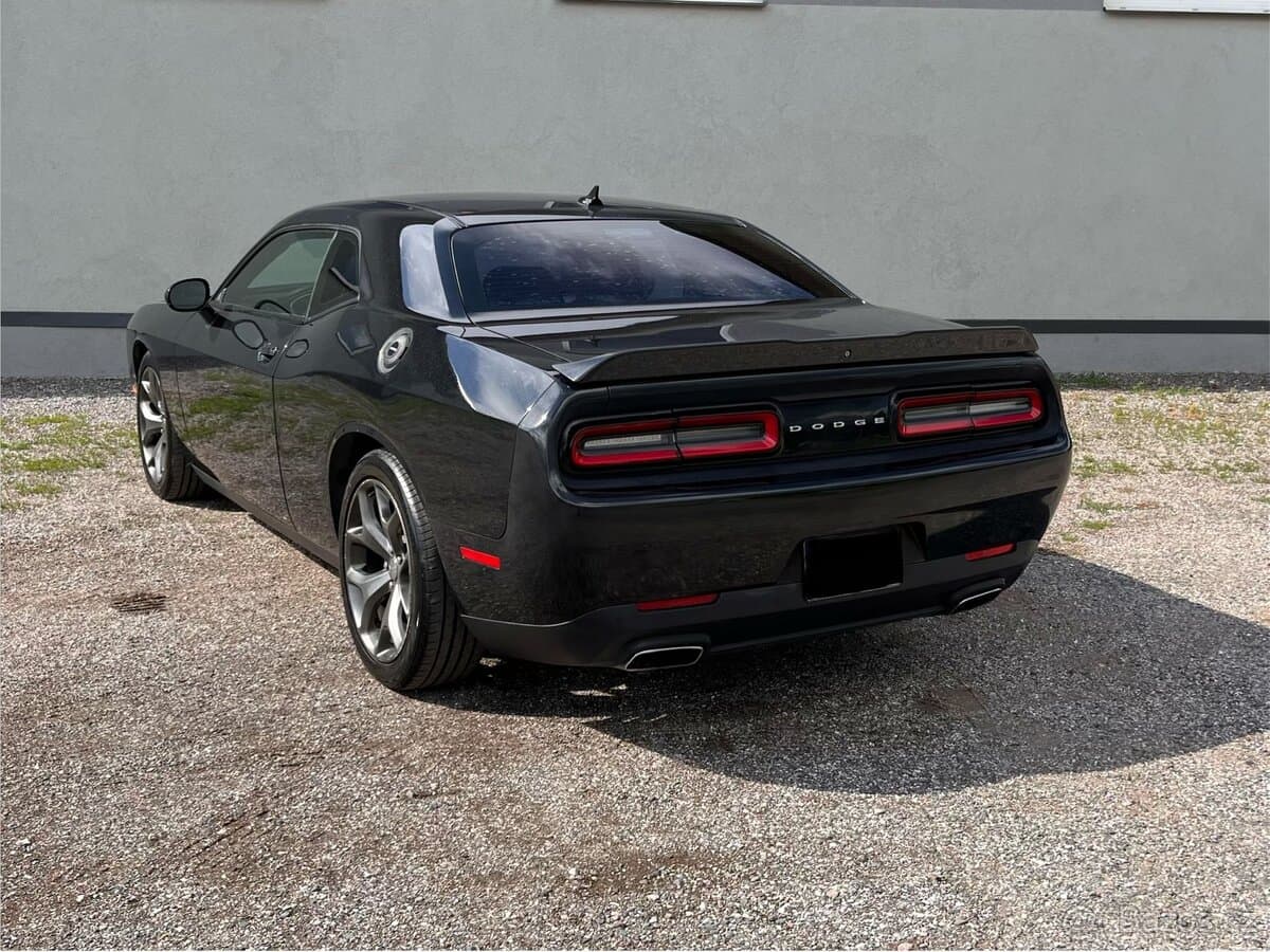 2015 Dodge CHALLENGER - 2