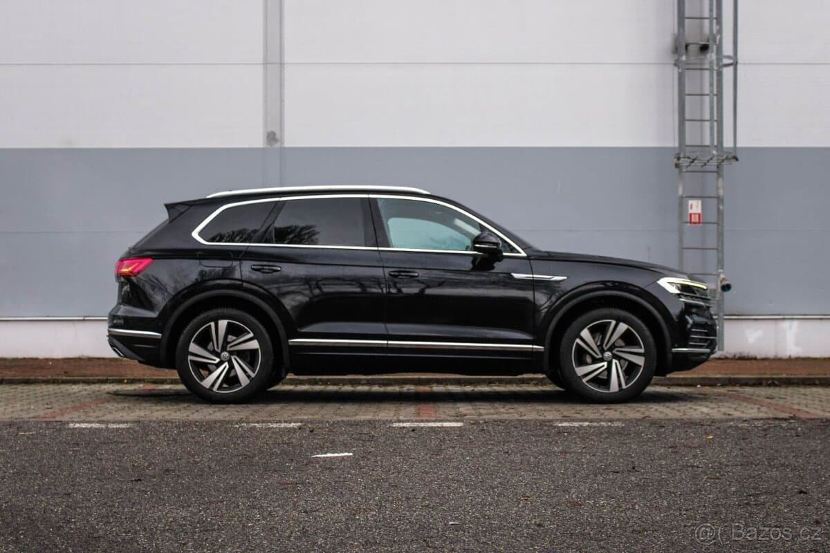 2018 Volkswagen TOUAREG - 2