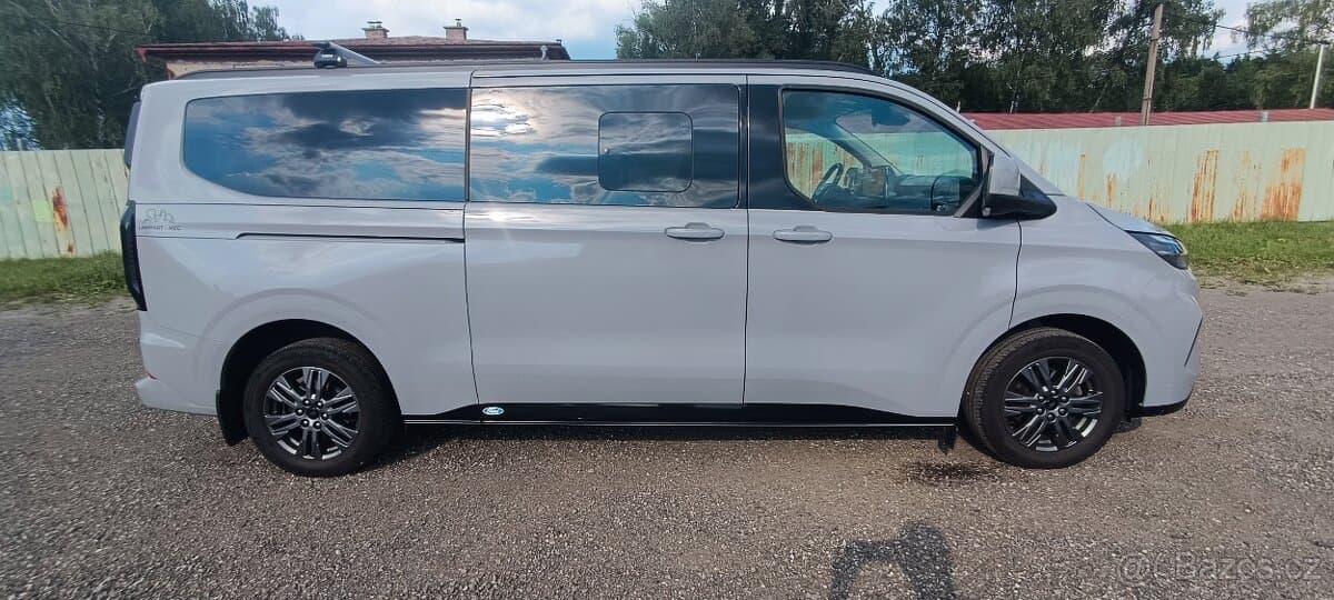 2024 Ford TOURNEO - 2