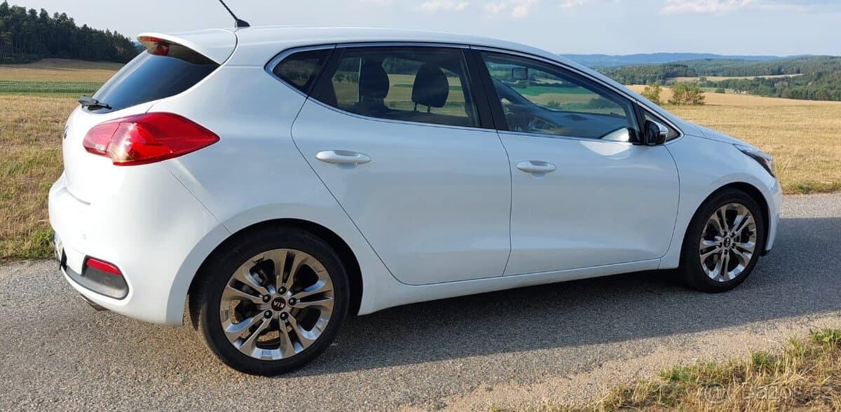 2012 Kia PROCEED - 2