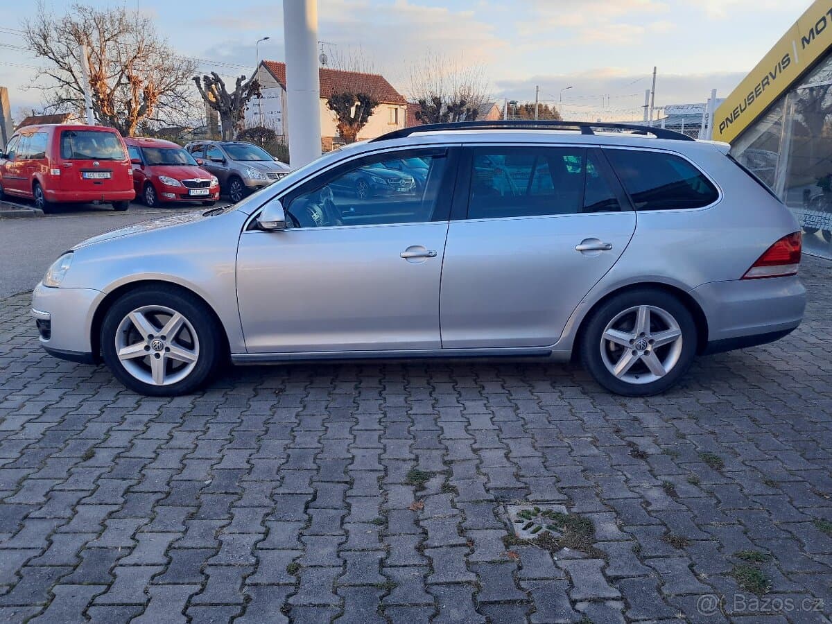 2009 Volkswagen GOLF - 2