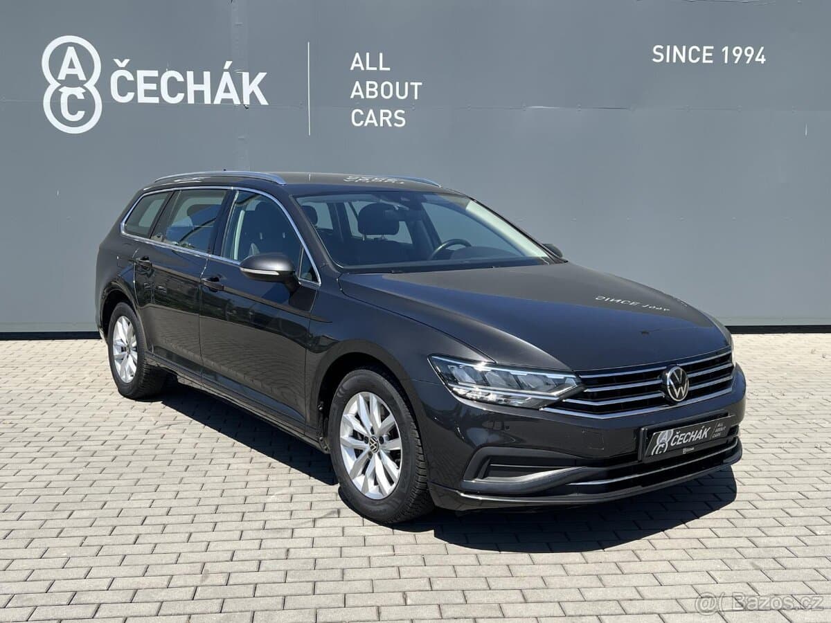 2024 Volkswagen PASSAT - 2