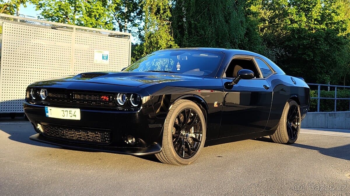2022 Dodge CHALLENGER - 2