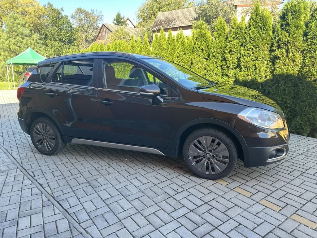 2015 Suzuki S-CROSS - 2