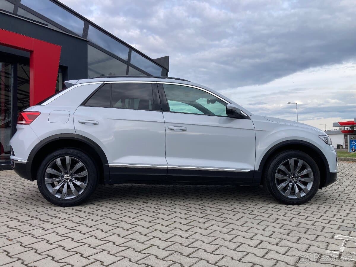 2022 Volkswagen T-ROC - 2