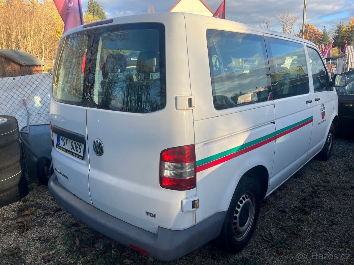2011 Volkswagen TRANSPORTER - 2