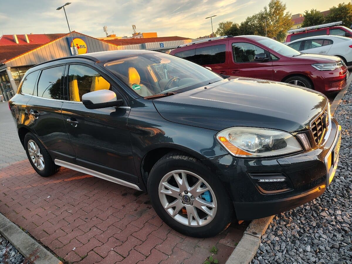 2011 Volvo XC60 - 2