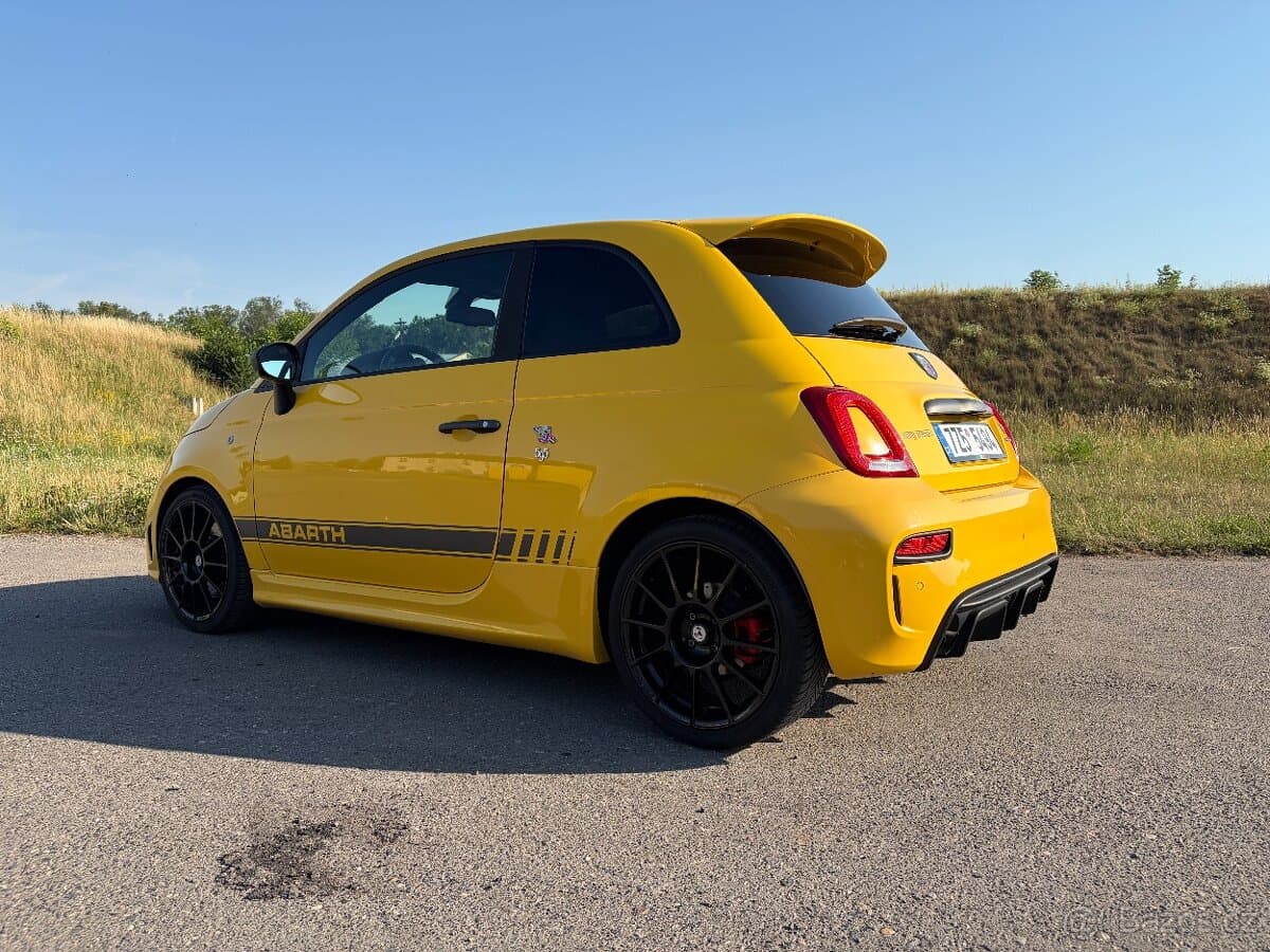 2017 Abarth 595 - 2