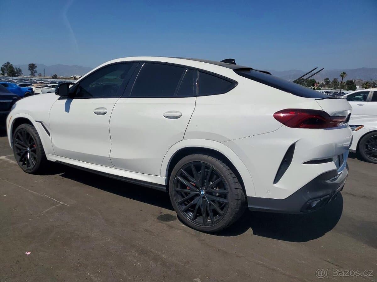 2021 BMW X6 - 2