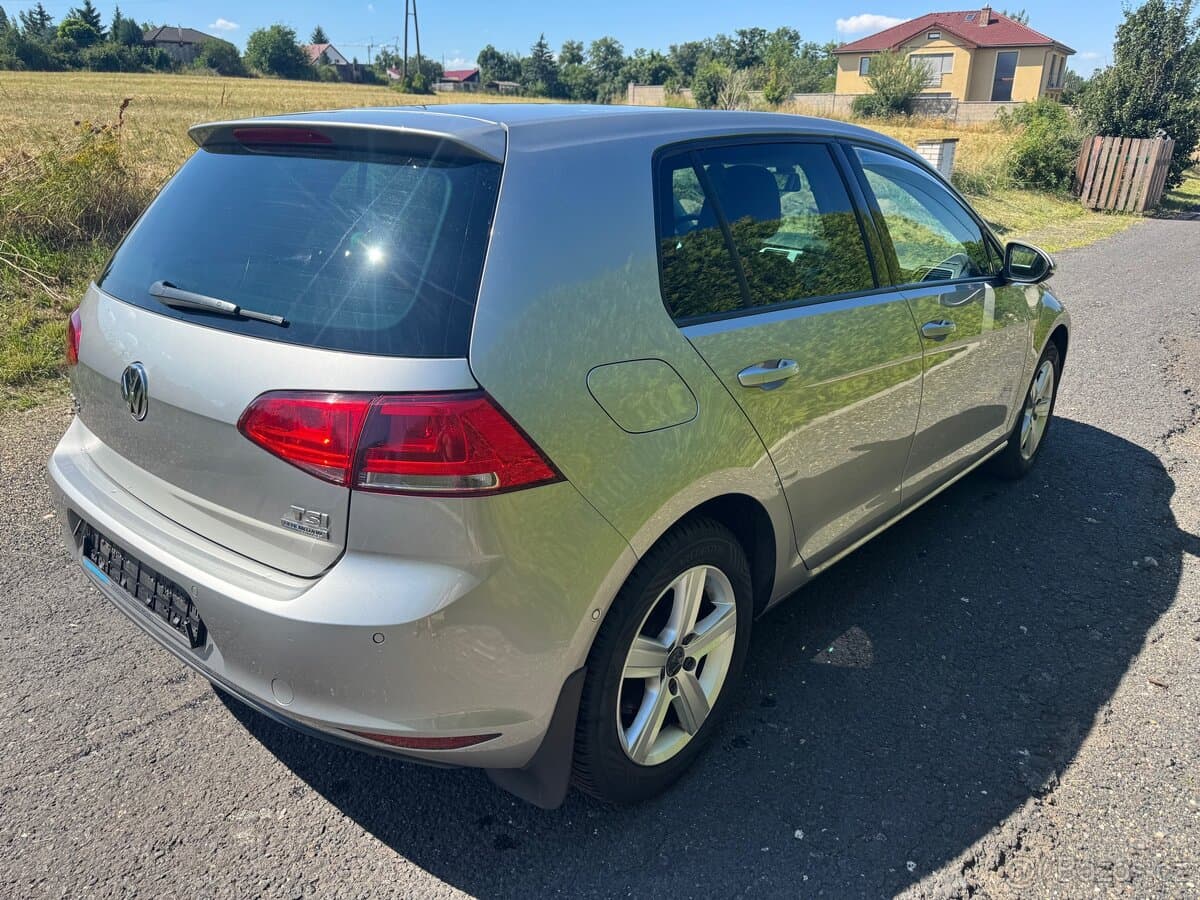 2013 Volkswagen GOLF - 2