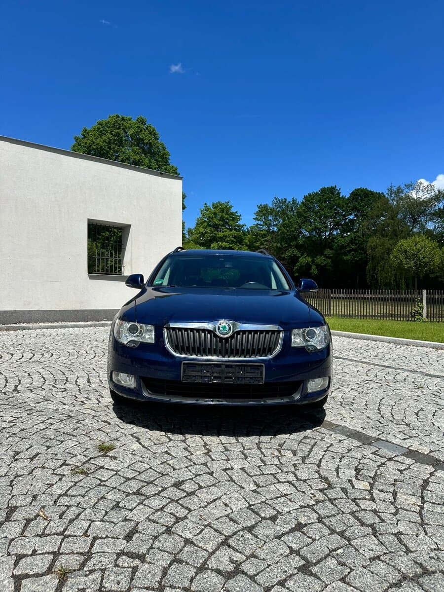 2011 Škoda SUPERB - 2