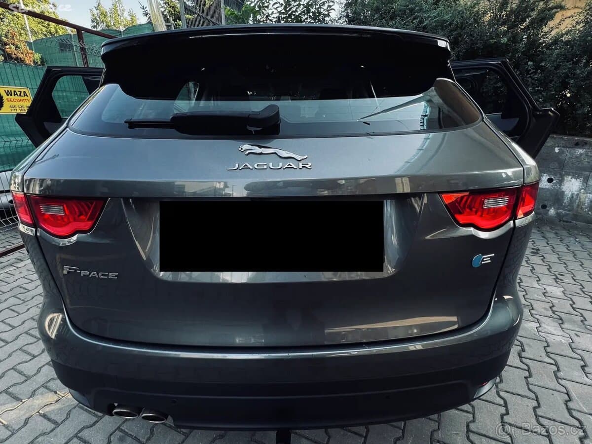 2019 Jaguar F-PACE - 2