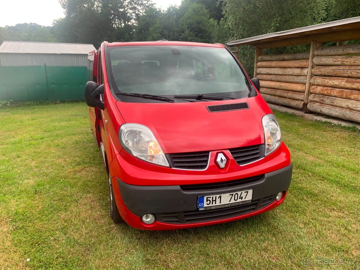 2011 Renault TRAFIC - 2