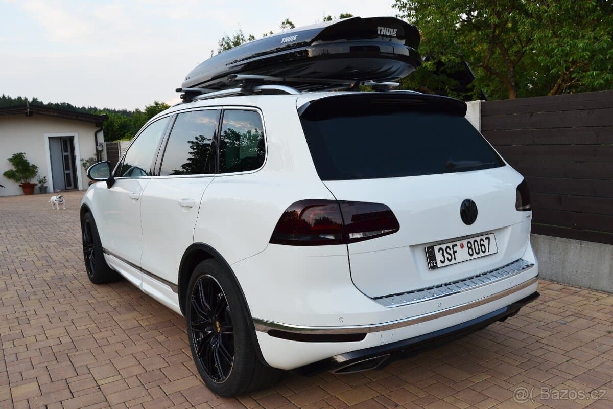 2015 Volkswagen TOUAREG - 2