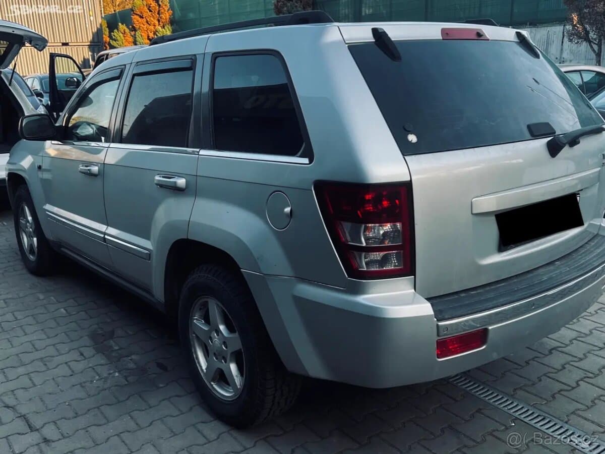 2007 Jeep CHEROKEE - 2