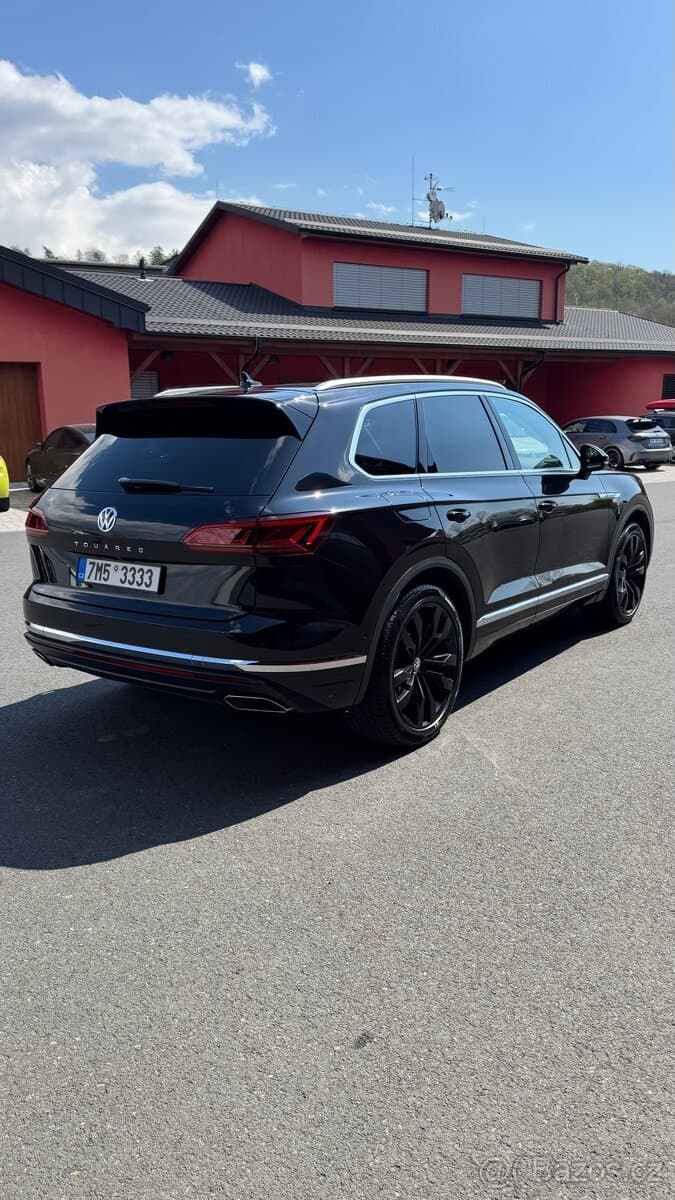 2019 Volkswagen TOUAREG - 2