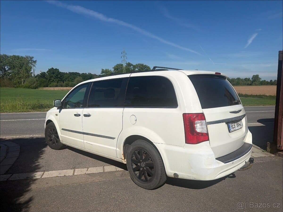 2011 Chrysler OSTATNÍ - 2