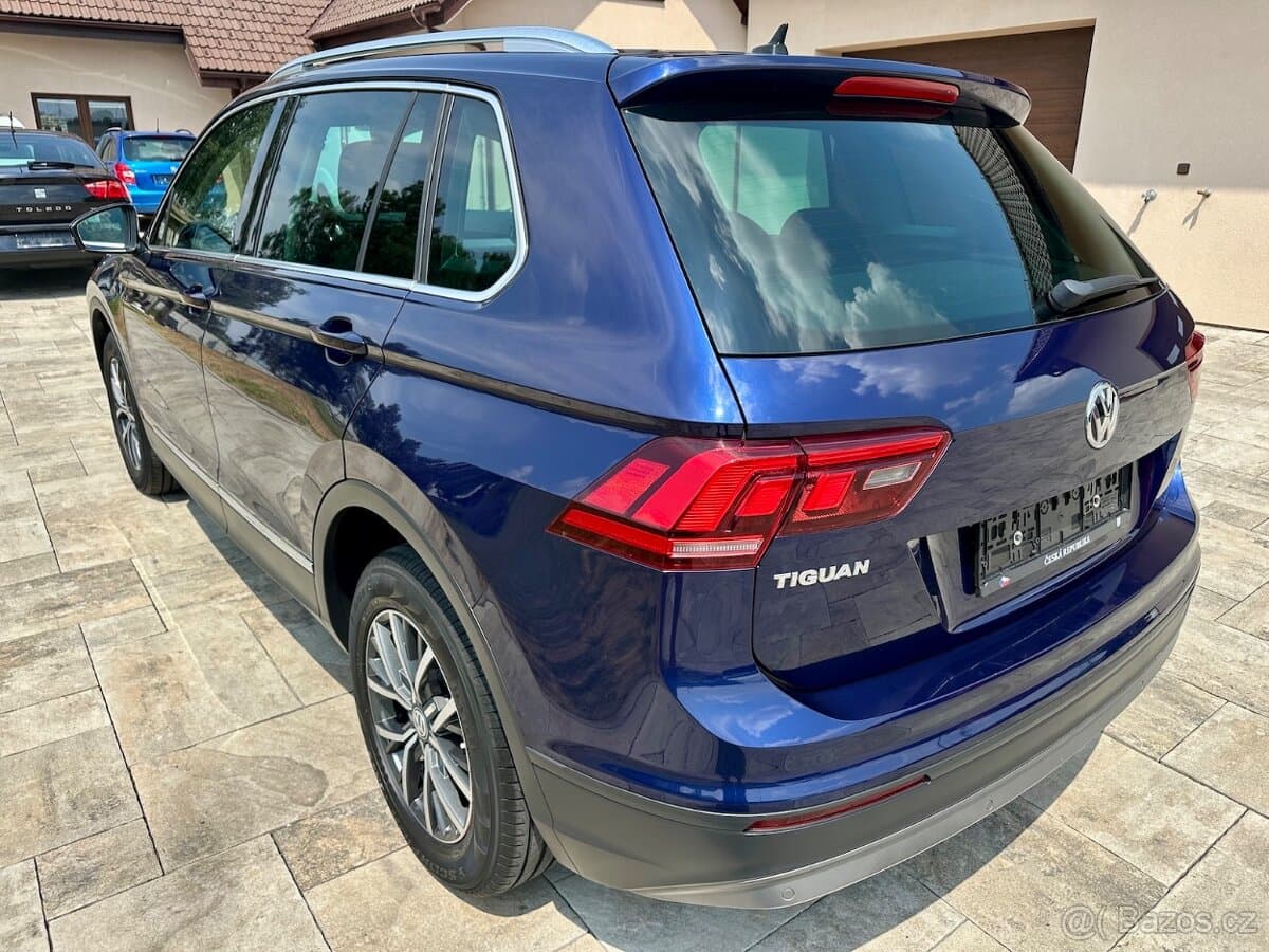 2017 Volkswagen TIGUAN - 2