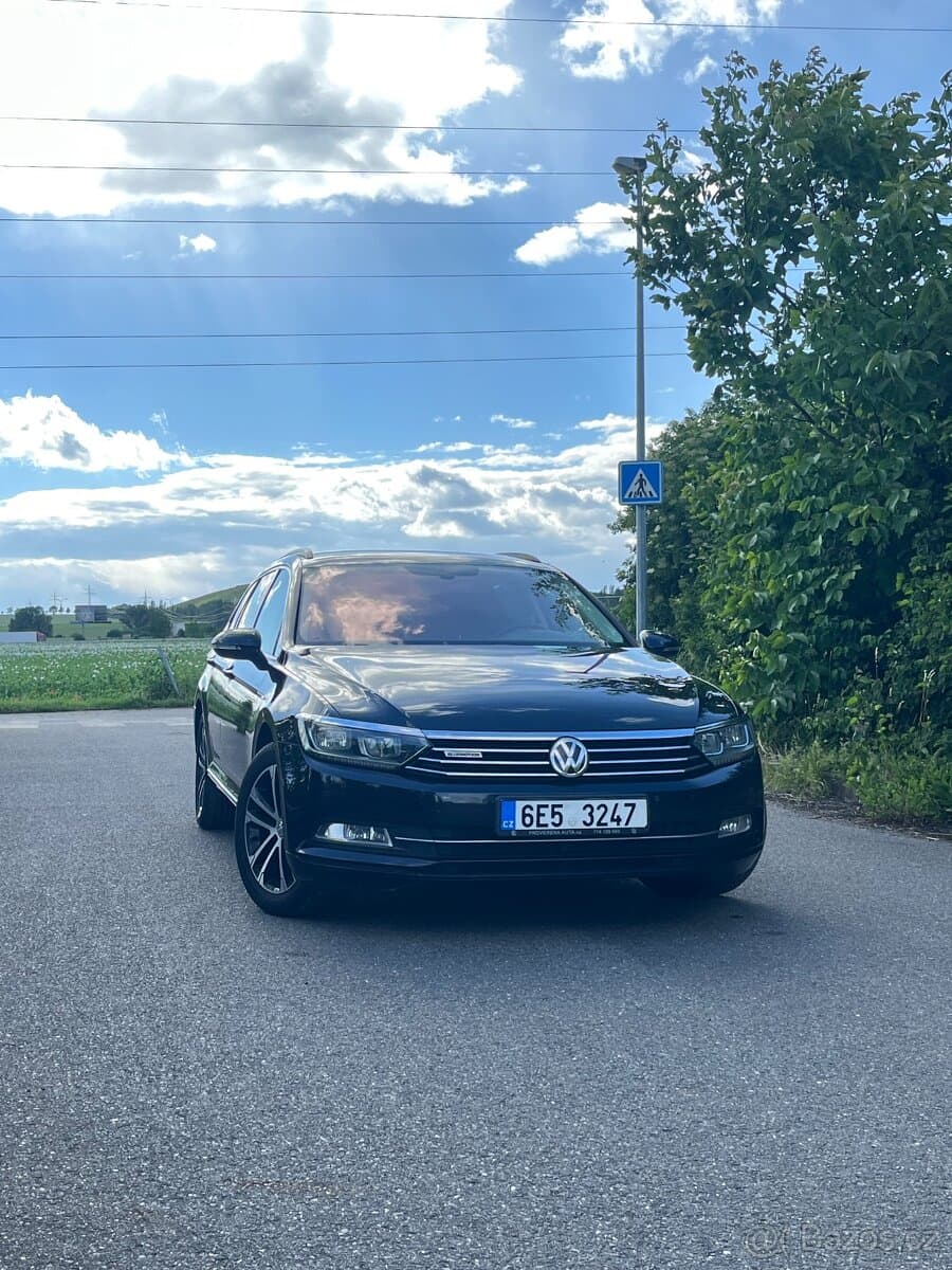 2016 Volkswagen PASSAT - 2