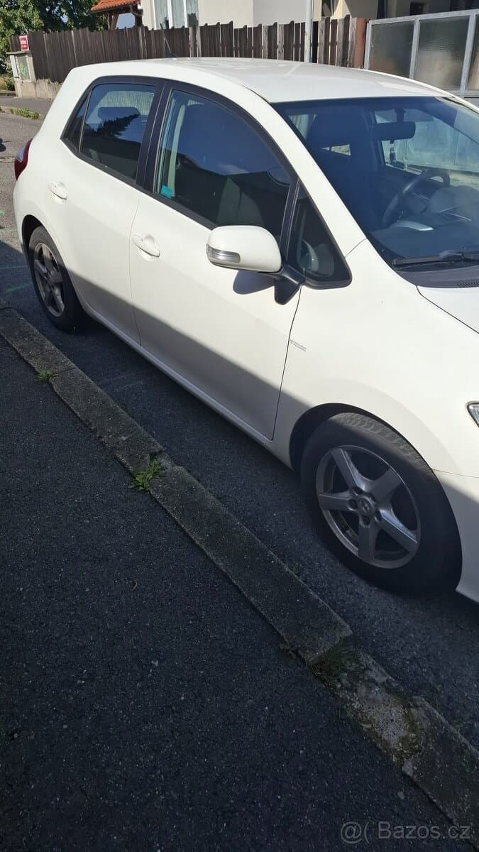 2012 Toyota AURIS - 2