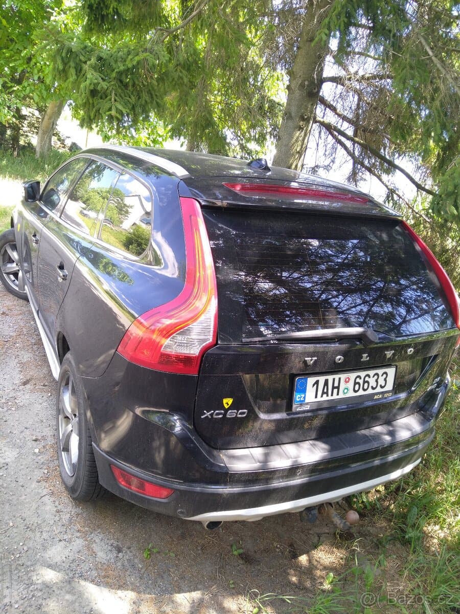 Volvo XC60 - 2