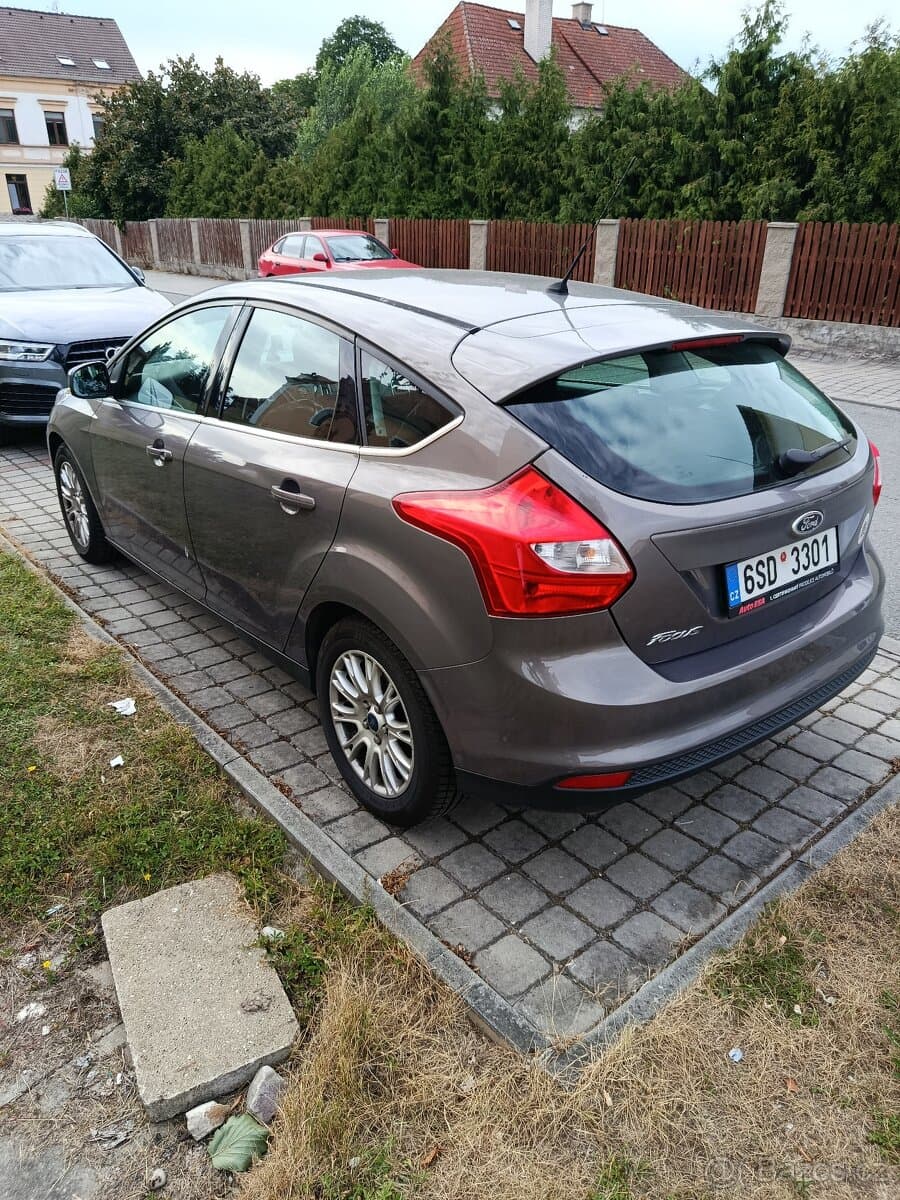 Ford FOCUS - 2