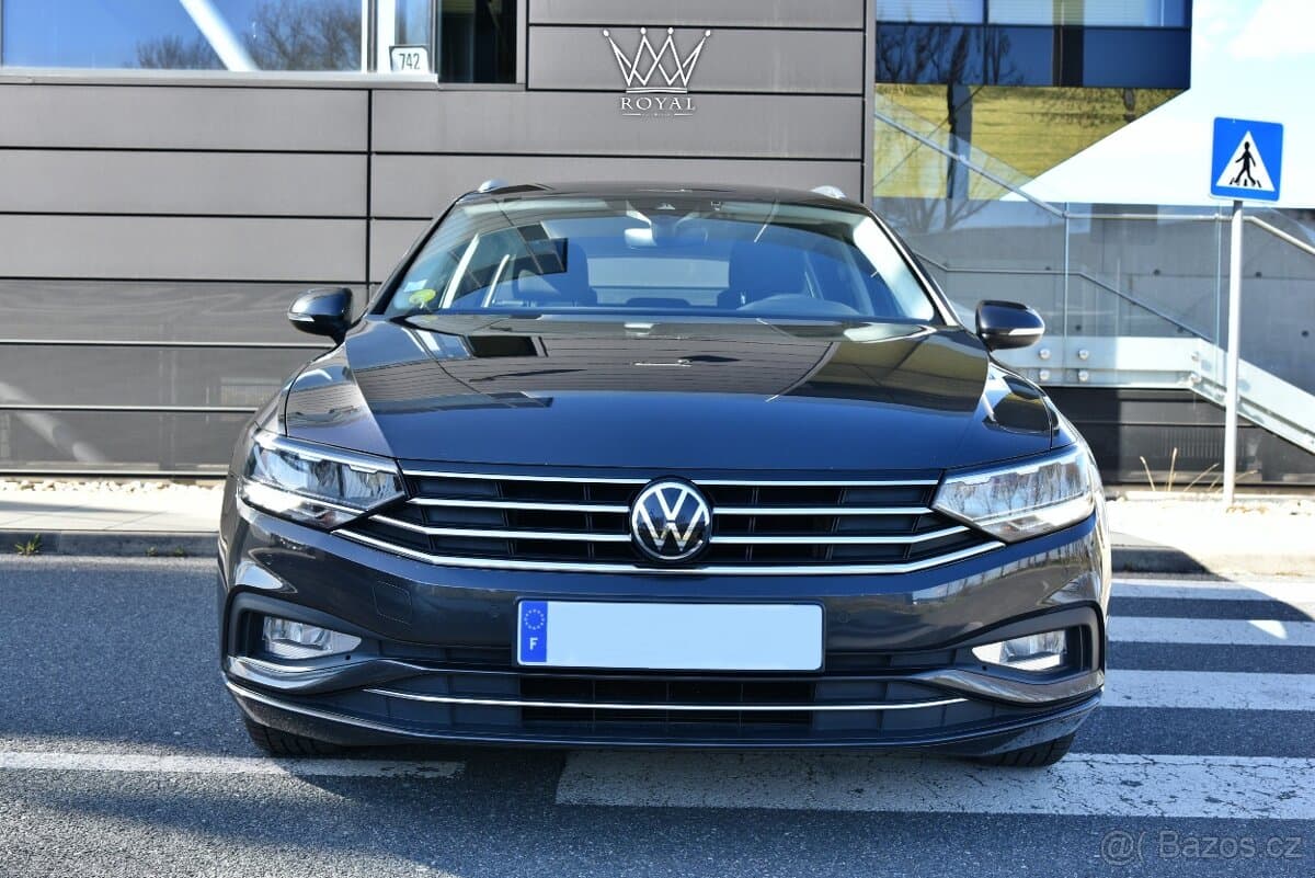 2021 Volkswagen PASSAT - 2