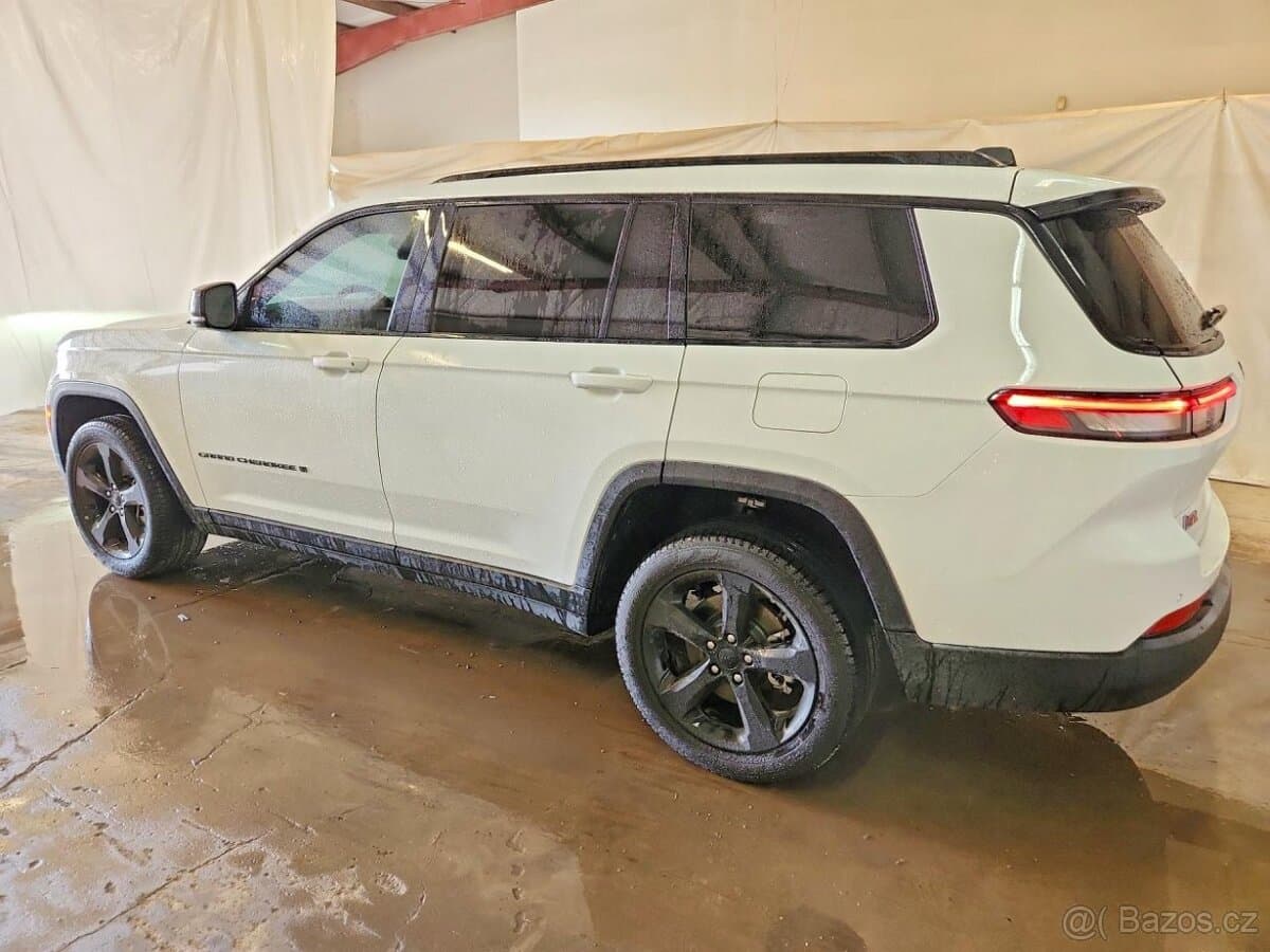 2025 Jeep CHEROKEE - 2
