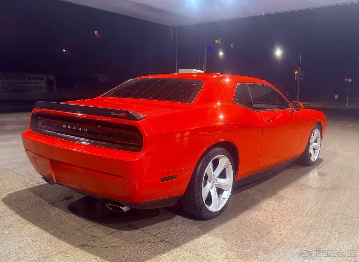 Dodge CHALLENGER - 2