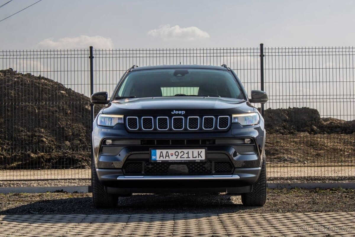 2022 Jeep COMPASS - 2
