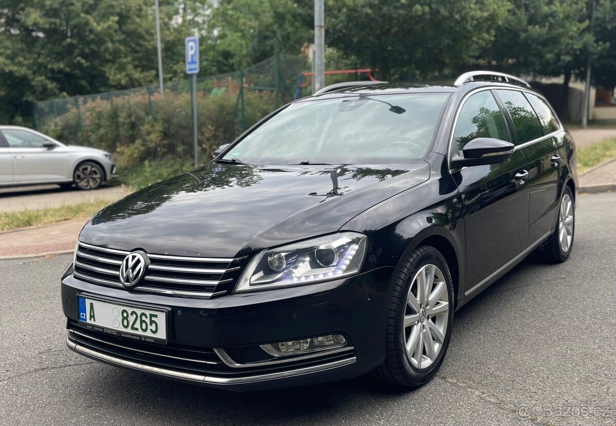 2012 Volkswagen PASSAT - 2