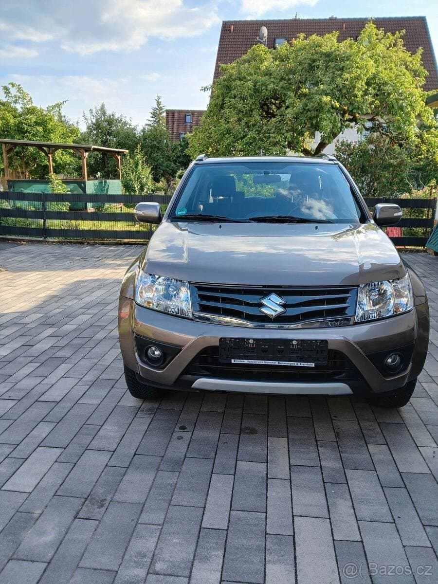 2014 Suzuki GRAND - 2