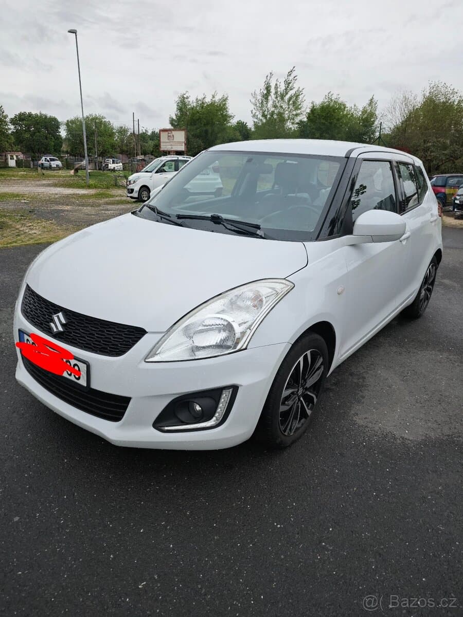 2015 Suzuki SWIFT - 2