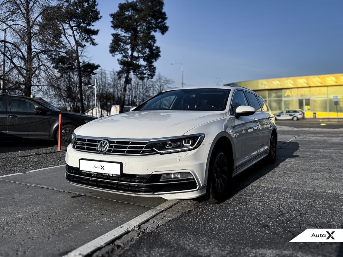 2019 Volkswagen PASSAT - 2