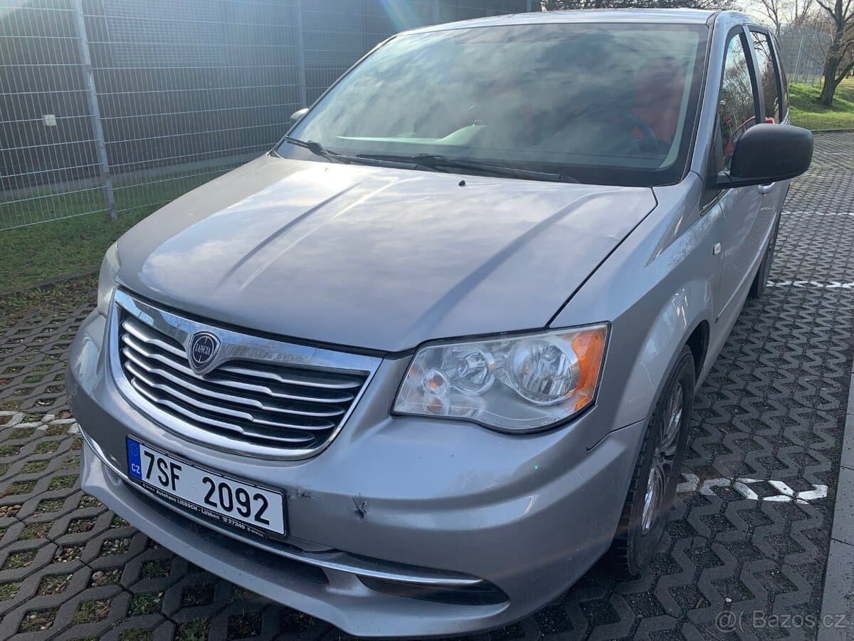 2013 Lancia VOYAGER - 2
