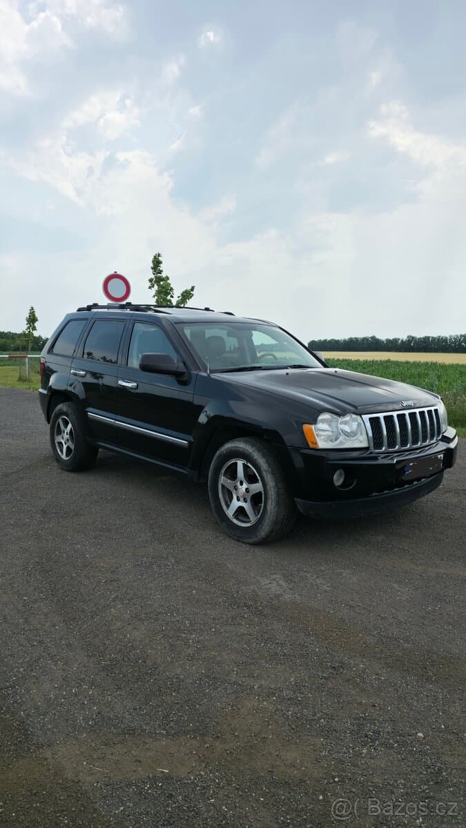 2005 Jeep CHEROKEE - 2