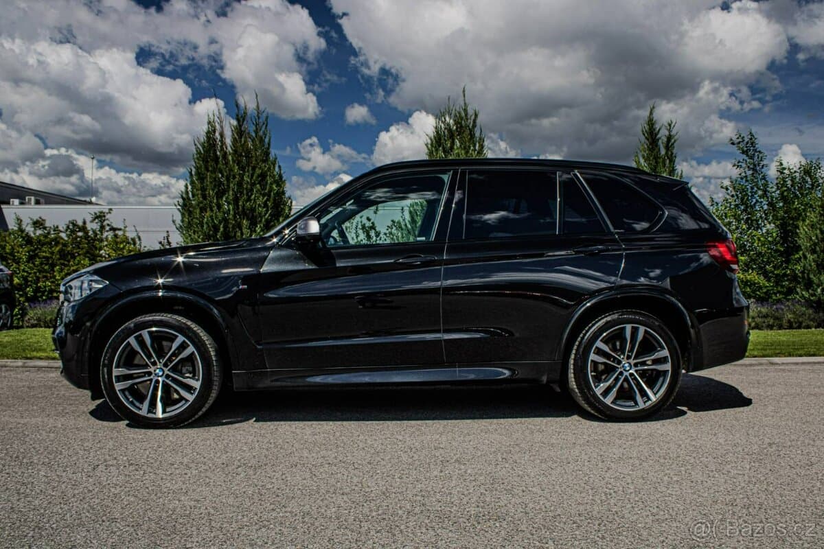 2016 BMW M5 - 2