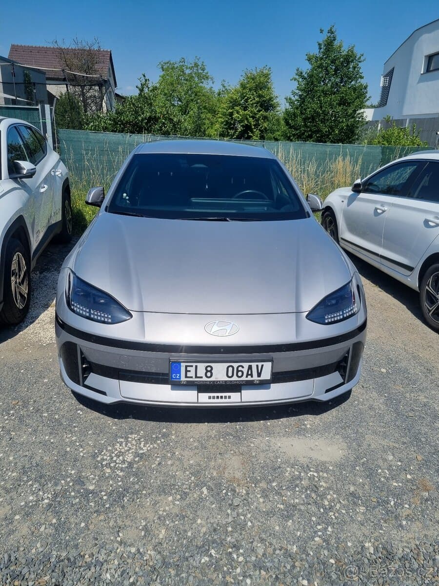2023 Hyundai IONIQ 6 - 2