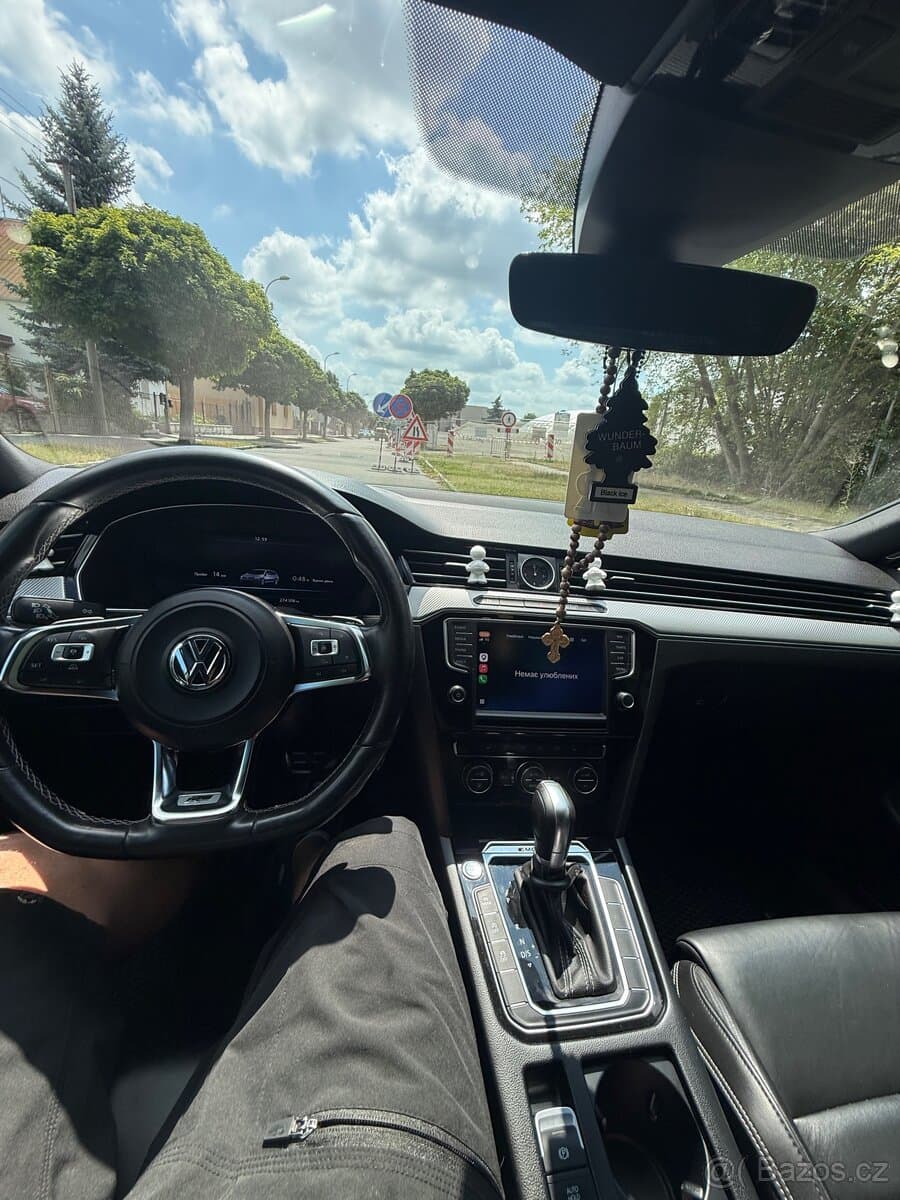 Volkswagen PASSAT - 2