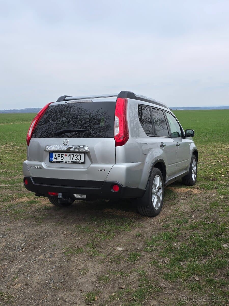 2010 Nissan X-TRAIL - 2
