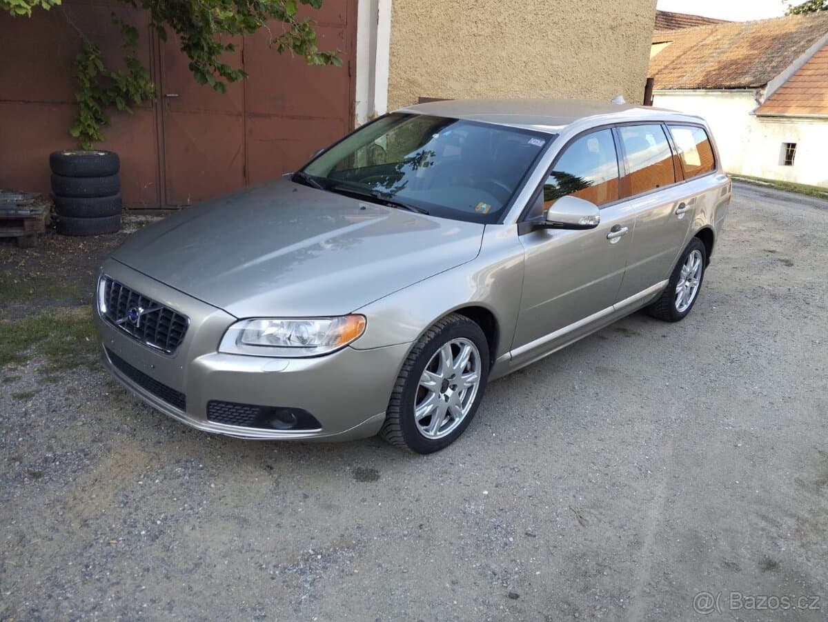 2008 Volvo V70 - 2